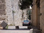 Jeruslaem, path along city wall to Zion Gate near JUC