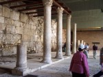 Cardo columns continuing under newly developed city space