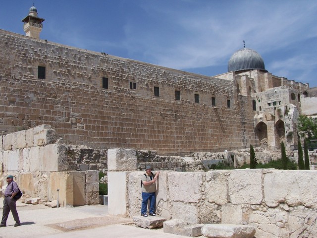 South Temple Mount Wall with later Palace ruins